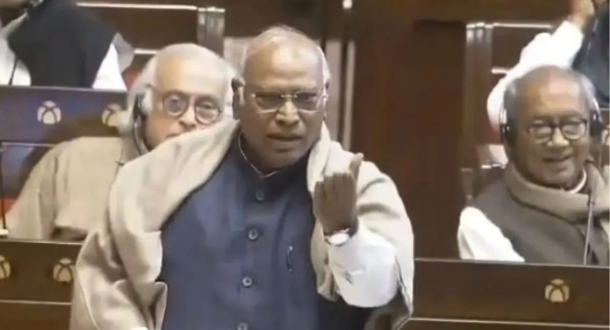राज्यसभा में मल्लिकार्जुन खरगे के बयान से मचा बवाल, बोले- इतिहास तोड़-मरोड़ रहे मोदी-शाह