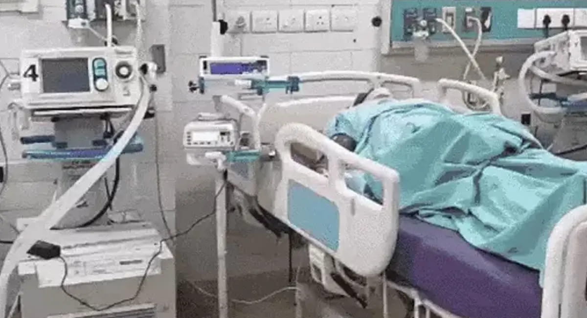 भोपाल एम्स की डॉ. रश्मि वर्मा ने खुदकुशी की कोशिश की, ड्यूटी के बाद घर लौटीं और हुईं बेहोश