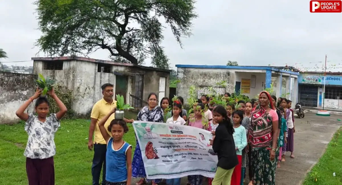 घंसौर में नवांकुर सखी हरियाली यात्रा, पौधारोपण के साथ लिया संरक्षण का संकल्प