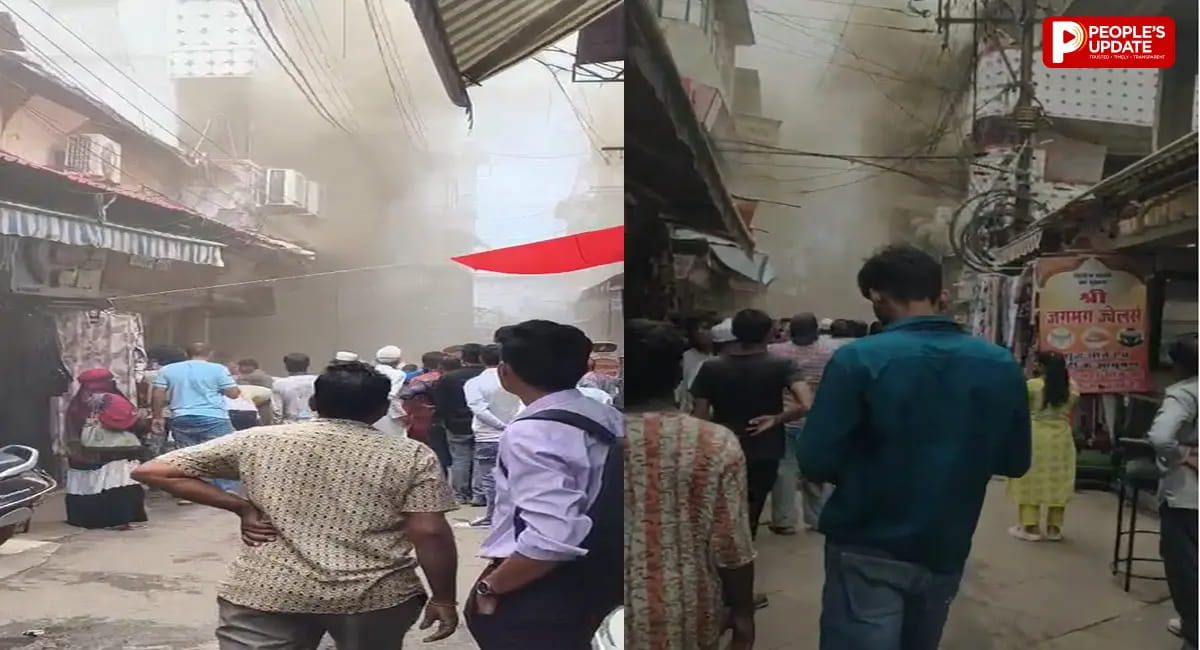देर से पहुंची दमकल, आग से मची हड़कंप