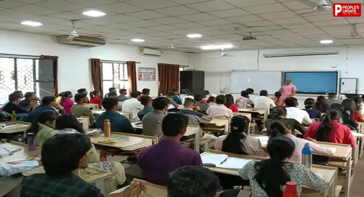 पहले आओ-पहले पाओ, भोपाल में UPSC-MPPSC की फ्री कोचिंग के रजिस्ट्रेशन शुरू, सिर्फ 50 छात्रों को मिलेगा मौका
