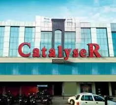 केटेलाइजर कोचिंग में छात्रा से अश्लील हरकत-नाबालिग छात्रा से बेड टच,