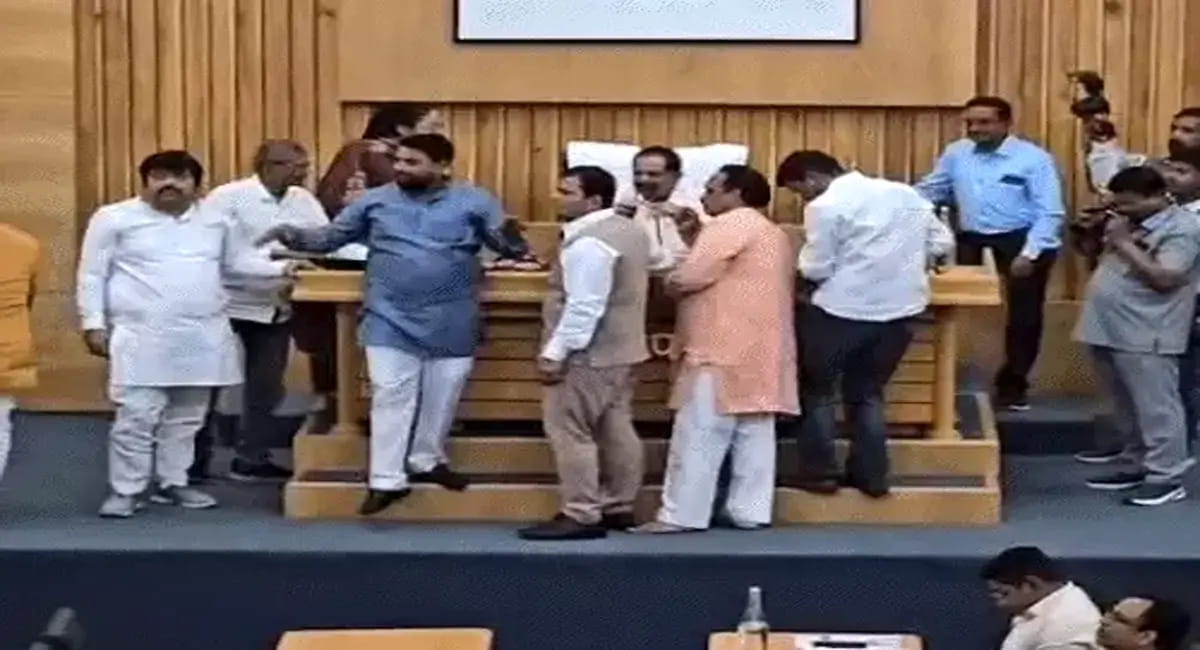 8,450 करोड़ का बजट, लेकिन खजाना खाली! इंदौर निगम के आंकड़ों का खेल