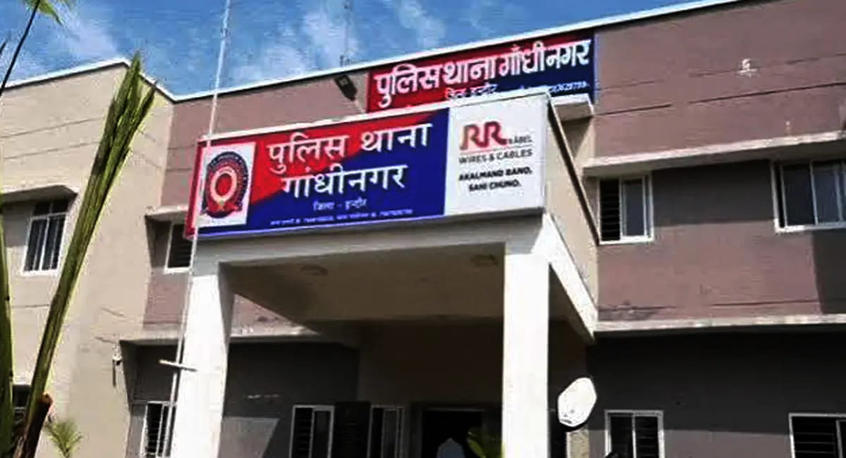 दोनों पक्षों ने लगाए मारपीट