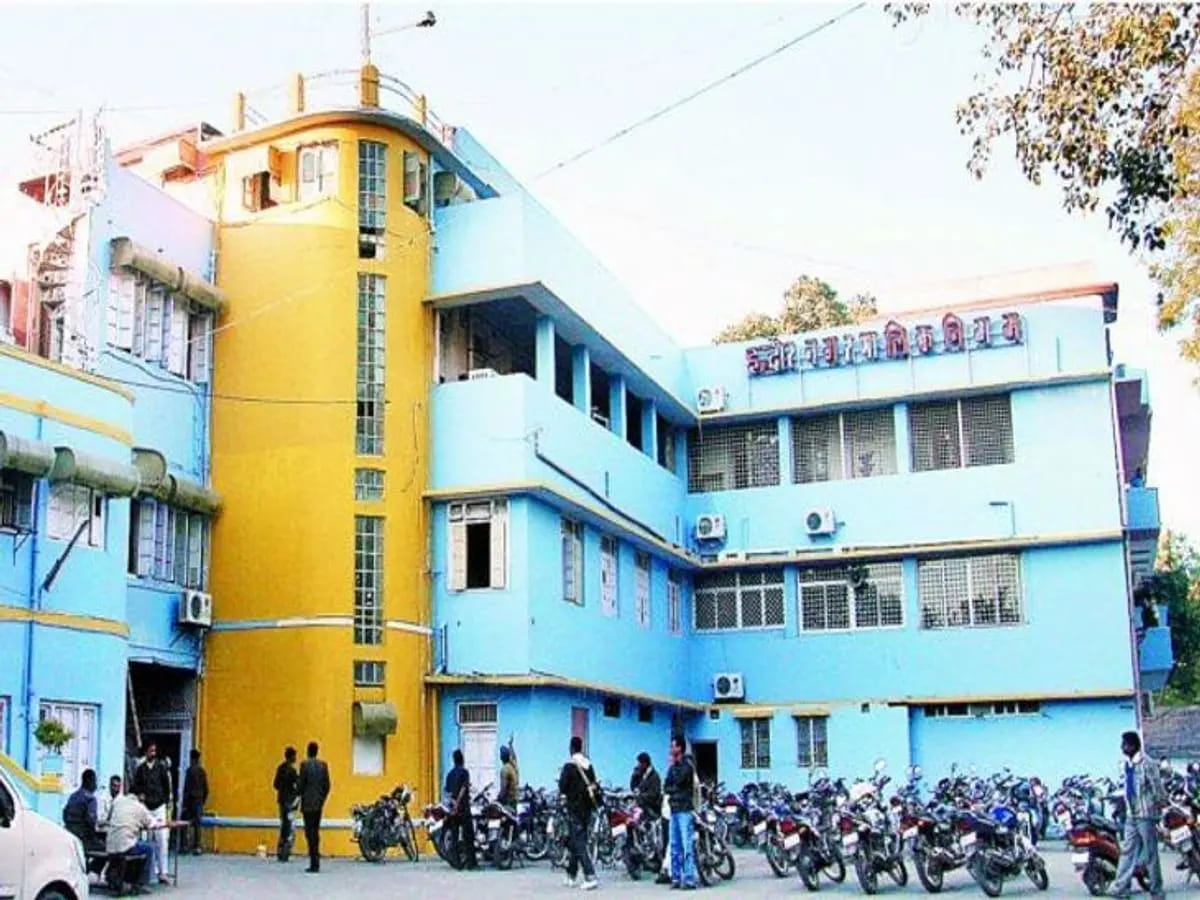 बिजली कौन जला रहा, निगम को ही नहीं पता!