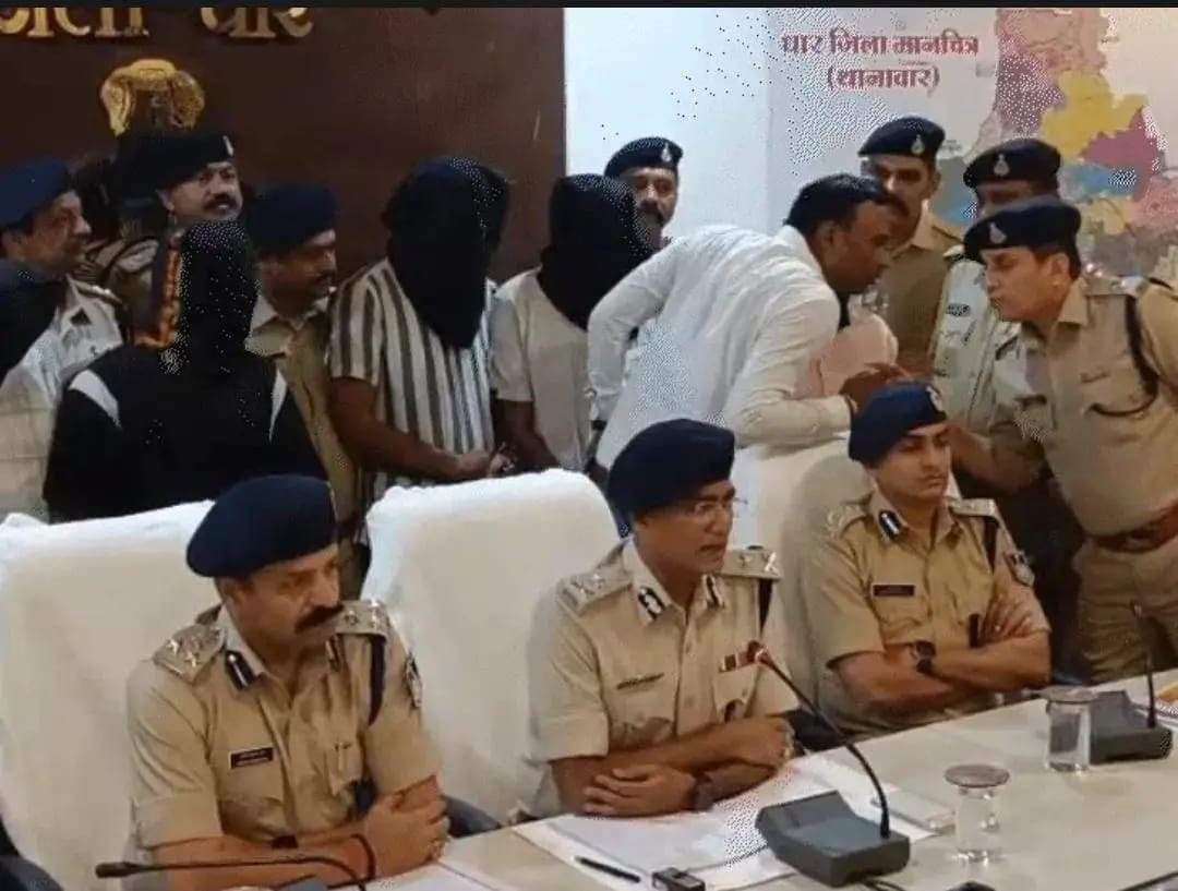 धार में इनकम टैक्स की रेड टीम बनकर करोड़ों की लूट करने वाला अंतरराज्यीय गिरोह पकड़ाया