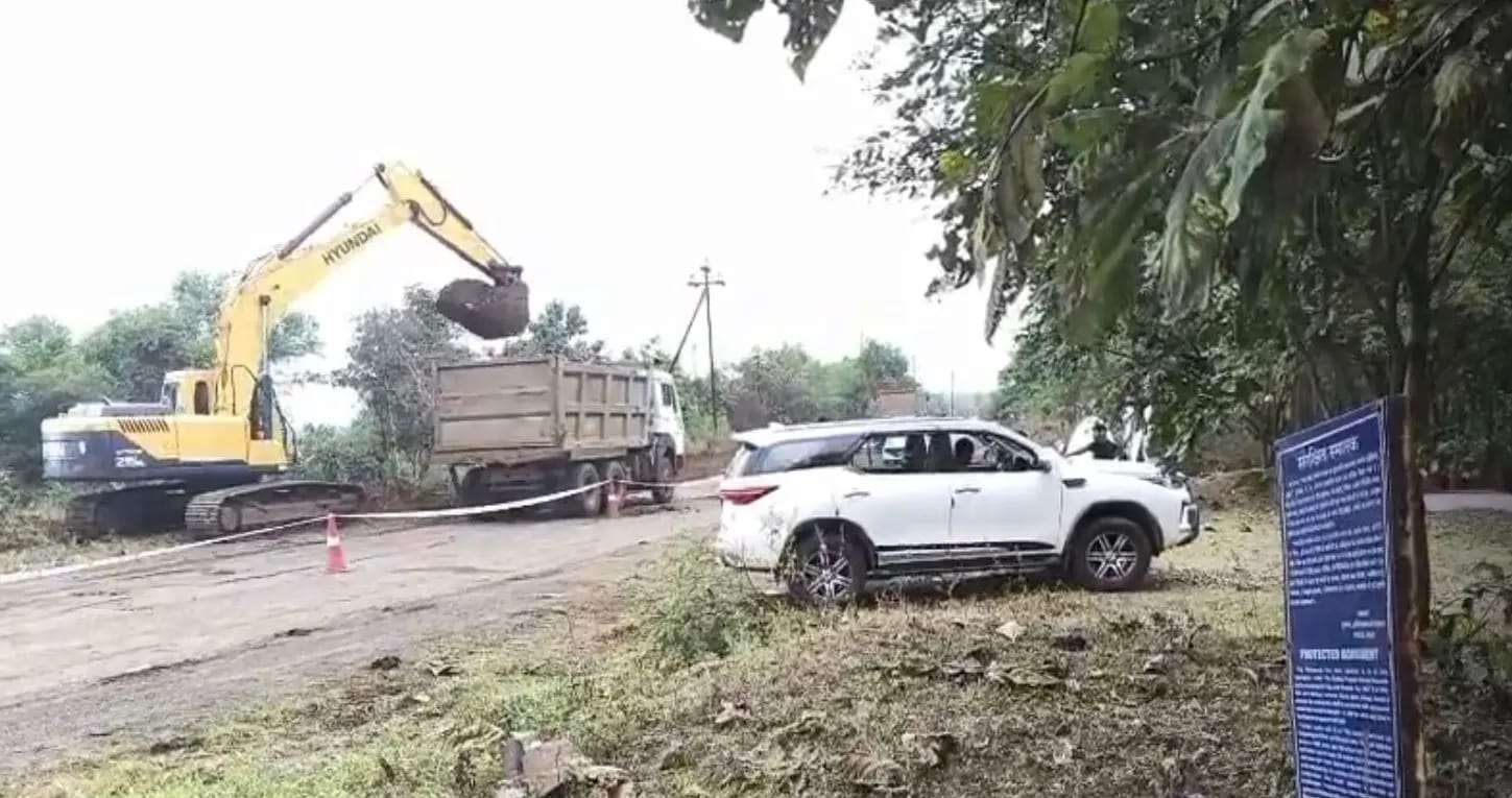 भोजपुर रोड प्रोजेक्ट से प्रोटेक्टेड मॉन्युमेंट डैम पर मंडराया खतरा