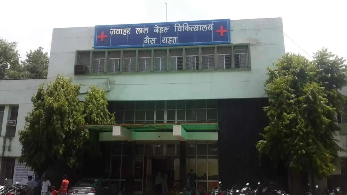 41 साल में क्विंटलों दवा खा चुके हैं गैस पीड़ित, एक दिन में खाते हैं 12-12 गोलियां
