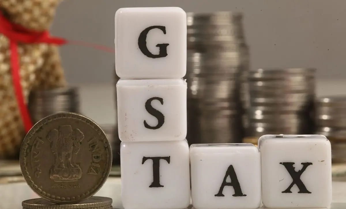 इंदौर के युवाओं ने बना दी भारत की पहली Income Tax और GST की वीडियो हिंदी लाइब्रेरी
