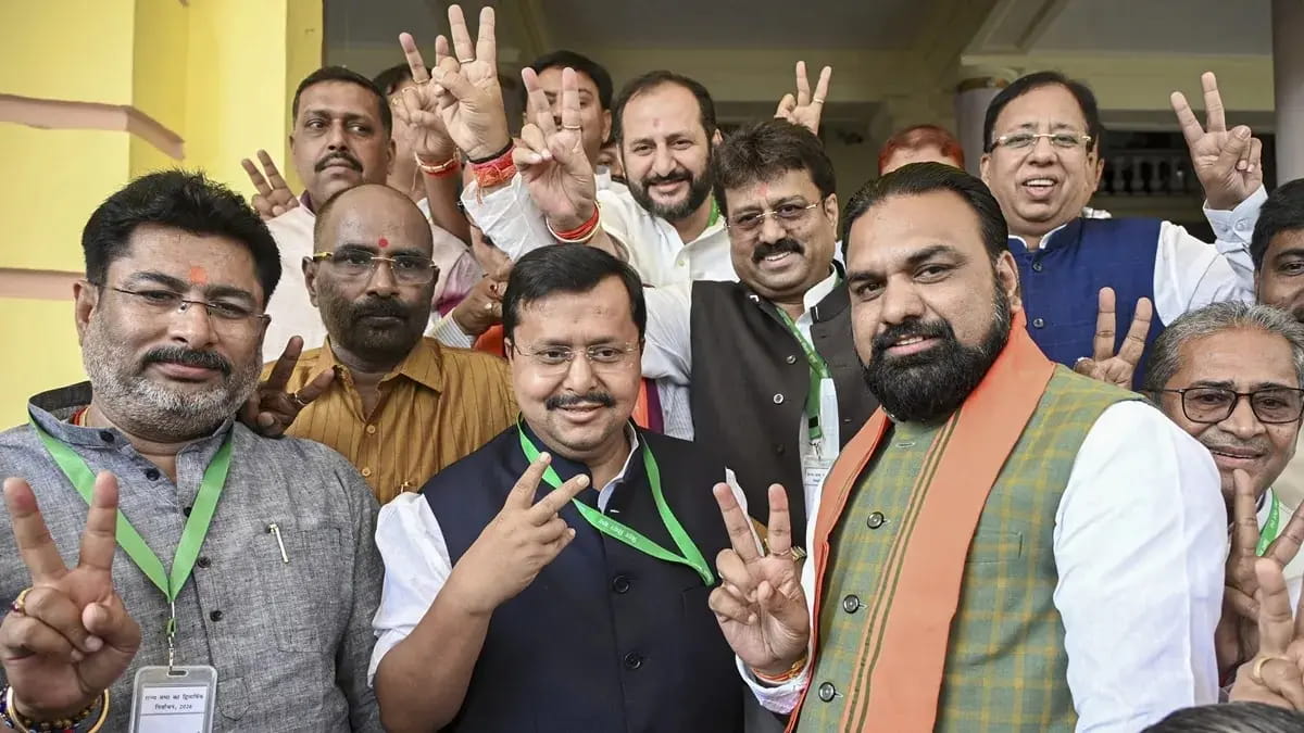  बिहार में NDA ने पांचों सीटें जीतें, महागठबंधन के एडी सिंह हारे