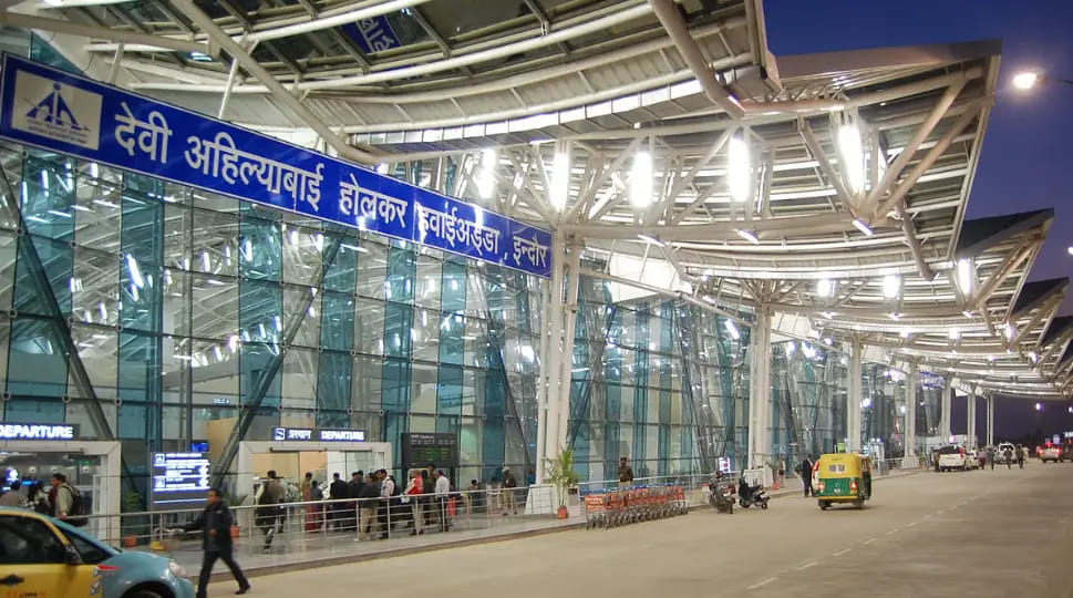 इंदौर एयरपोर्ट के विस्तार के लिए सिंहासा के पास मिलेगी 98 एकड़ जमीन