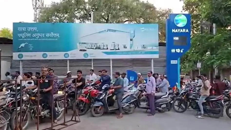 एक कंपनी ने बढ़ा दिए दाम, पेट्रोल की कीमतों में 5 रुपए, डीजल में 3 रुपए का इजाफा
