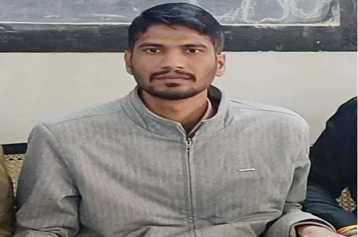 विधायक ने कहा- टीआई को हटाएं, नायब तहसीलदार सविता पर केस दर्ज करें
