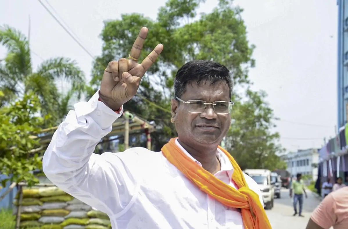 बंगाल में भाजपा के देबांग्शु पांडा ने जीती फालता सीट, अब पार्टी के 208 विधायक