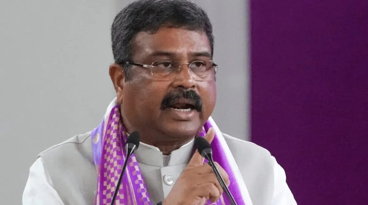 शिक्षा मंत्री धर्मेंद्र प्रधान बोले-गड़बड़ियों की जिम्मेदारी मेरी, हर छात्र की समस्या का समाधान होगा