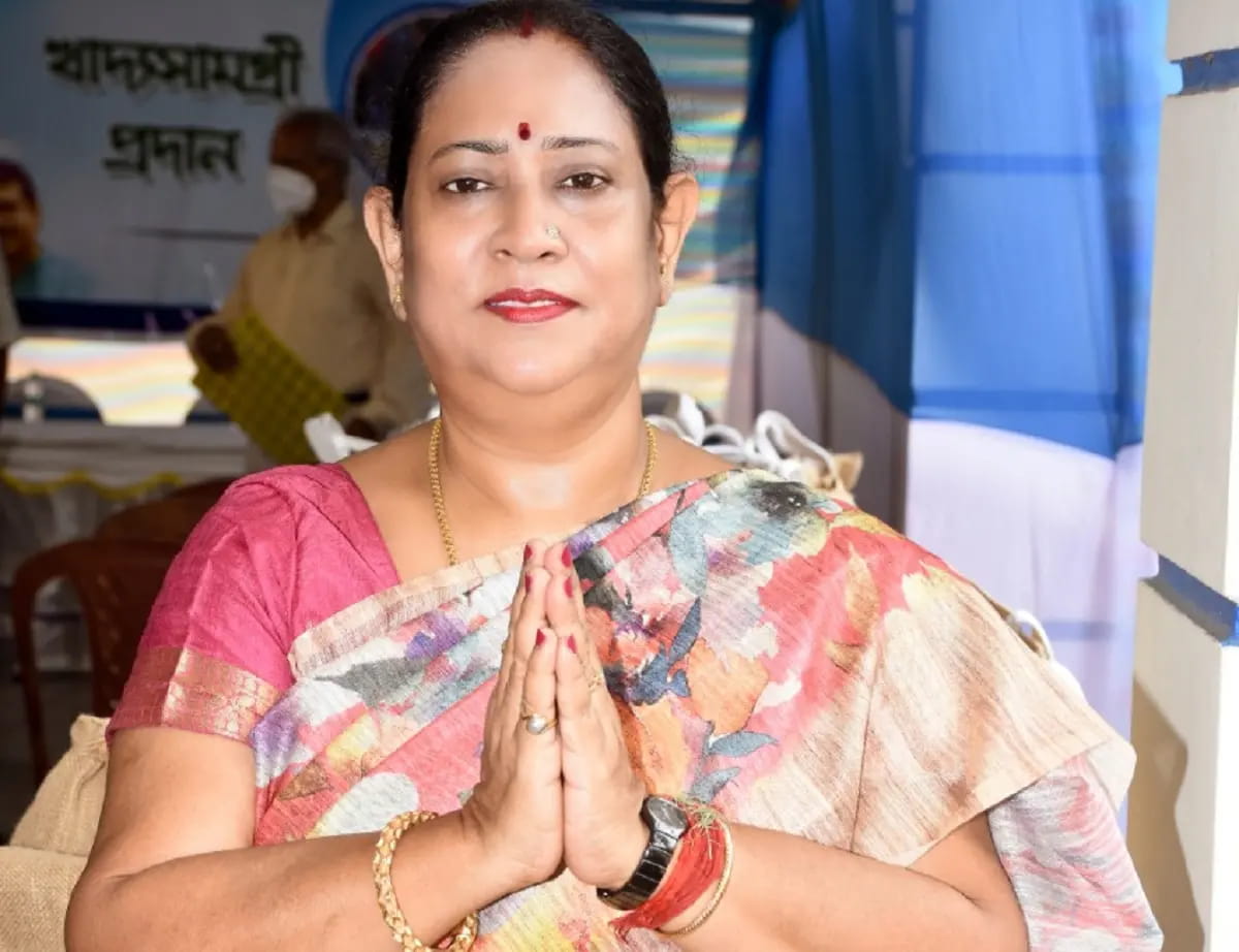 बगावत से घिरीं ममता बनर्जी, अब बिधानगर की मेयर ने दिया इस्तीफा