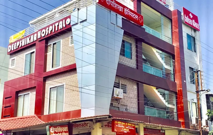 भोपाल के दीपशिखा अस्पताल में लगी आग, मरीजों को सुरक्षित निकाला; शॉर्ट सर्किट से हादसा  