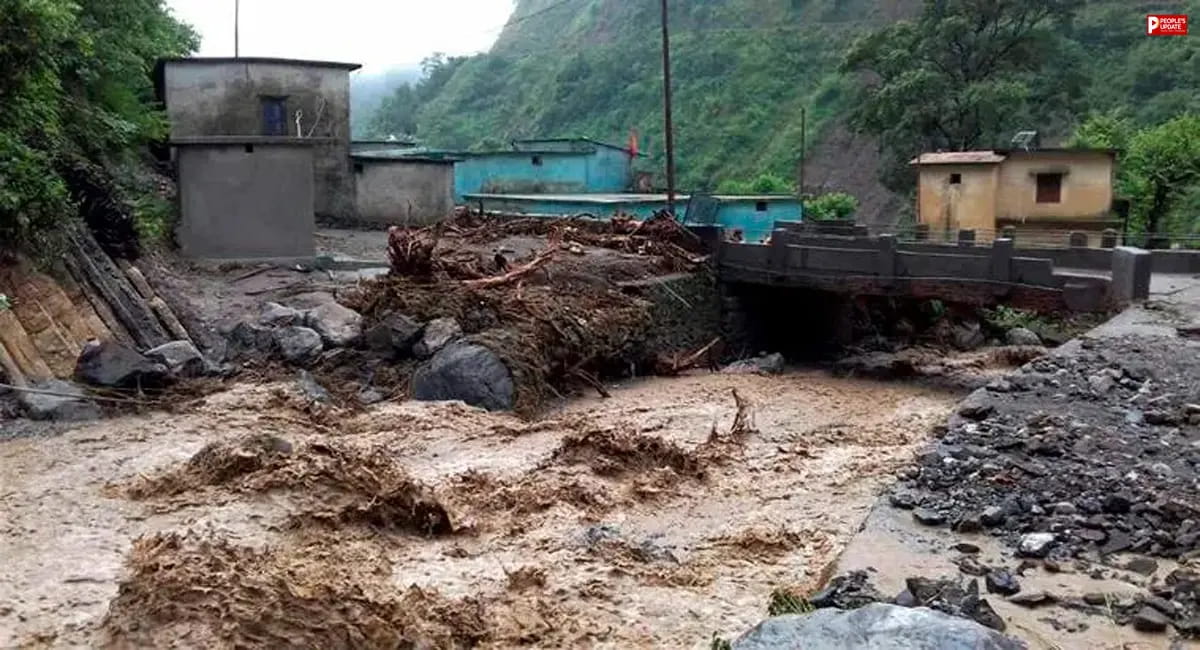 कहीं स्कूल बंद, कहीं नाव बनी सहारा! MP में भारी बारिश का अलर्ट, UP-बिहार में जलस्तर ने बढ़ाई चिंता, IMD ने जारी किया अलर्ट