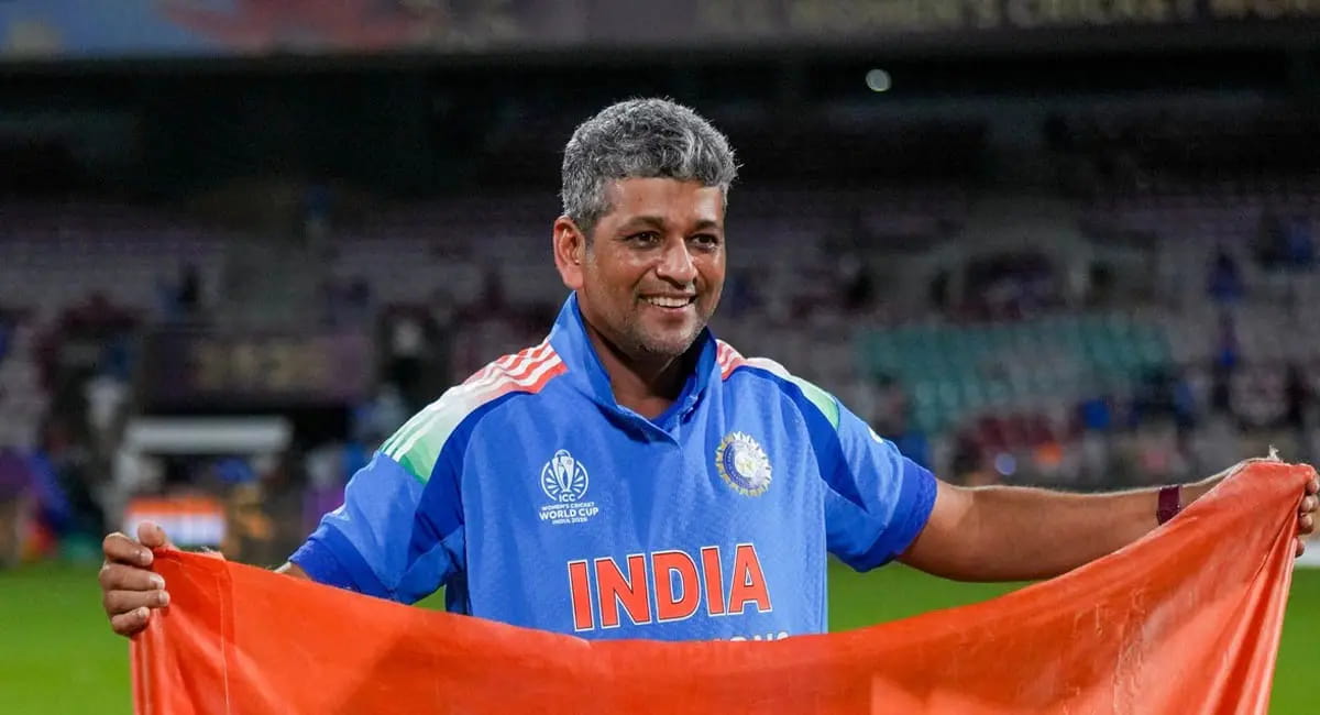 महिला क्रिकेट टीम के ‘कबीर ख़ान’, जिनकी कोचिंग में तैयार हुईं India की रियल ‘चक दे गर्ल्स’