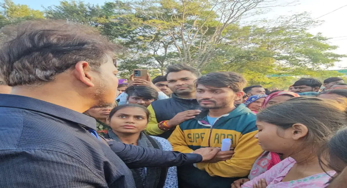 ADM द्वारा मां की कसम खाने पर खुला जाम