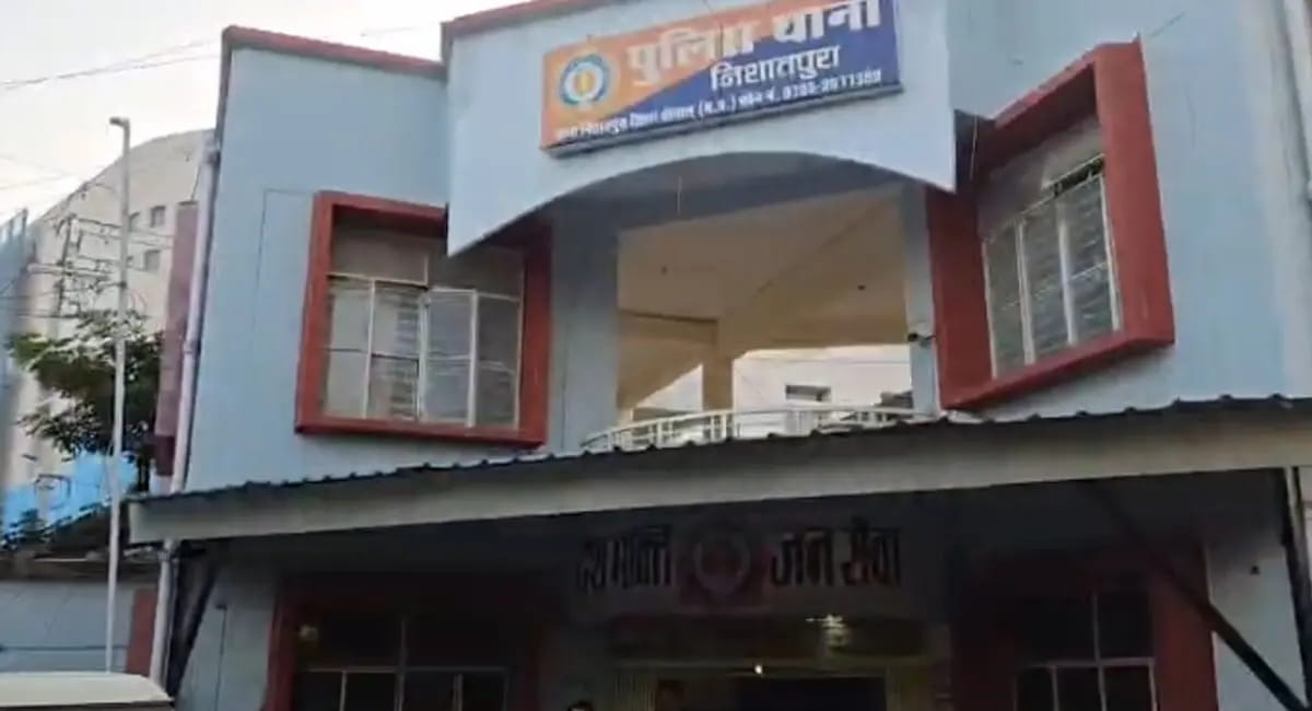 बुल्डोजर से ढहाया जाएगा अवैध साम्राज्य, अवैध संपत्तियां भी होंगी कुर्क