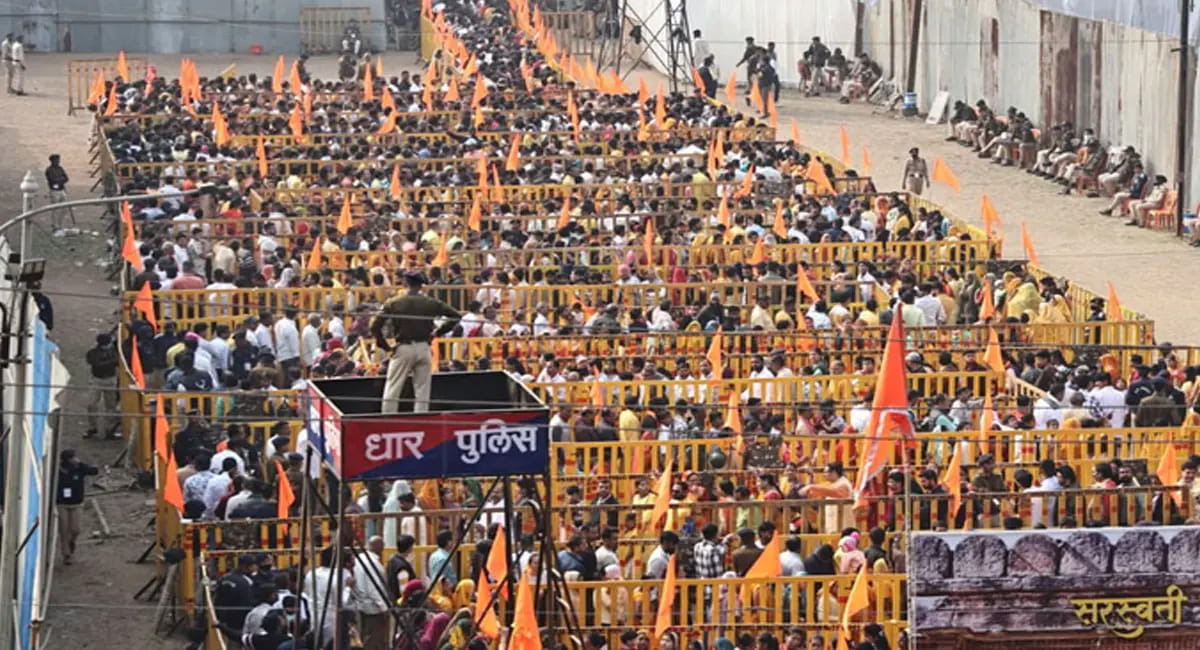 बसंत पंचमी की पूजा सहित जुमे की नमाज शांतिपूर्वक संपन्न, लोगों की एकजुटता बनीं शांति की मिशाल