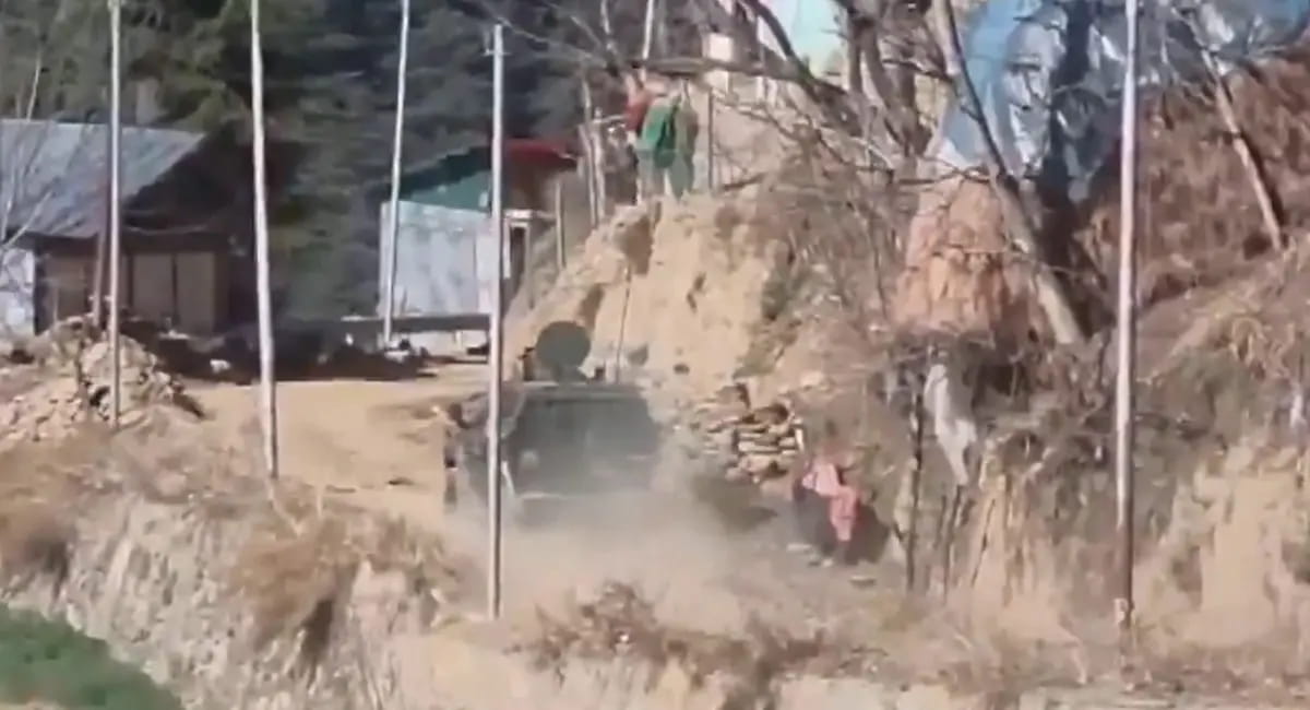 किश्तवाड़ में सुरक्षाबलों की आतंकवादियों के साथ मुठभेड़ जारी, सेना ने चारों तरफ से घेरा