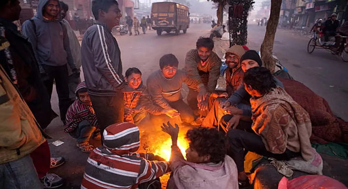 MP में कड़ाके ठंड, भोपाल और इंदौर में पारा 7°C से नीचे