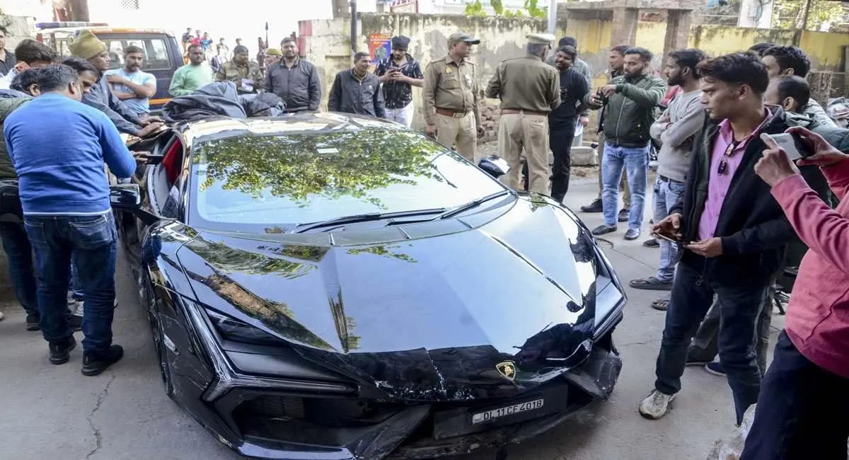 कौन है कानपुर का शिवम जिसने लेम्बोर्गिनी से मचाया कहर?