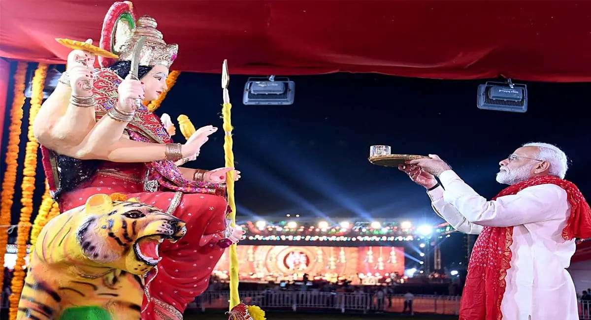 देशभर में एक साथ त्योहारों की बहार, नवरात्र संग गुड़ी पड़वा-उगादी का मनाया जश्न