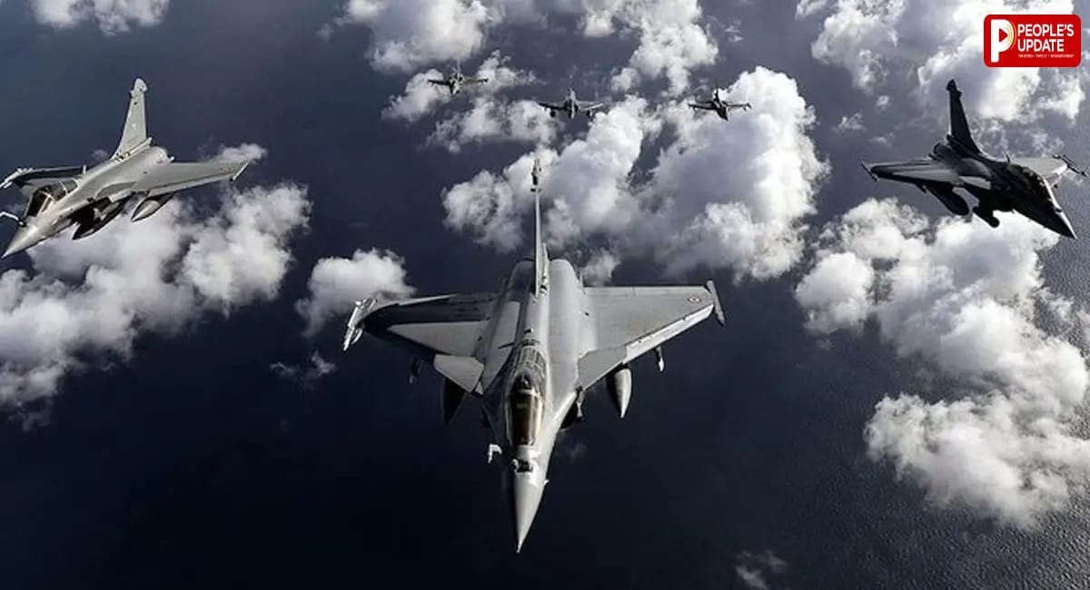France Plane Crash: फ्रांस में लड़ाकू Mirage 2000D विमान क्रैश, एक पायलट की मौत; दूसरा नेविगेटर लापता