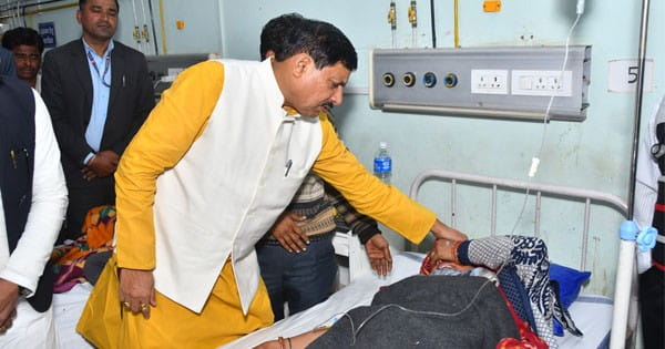 गुना बस आगजनी हादसा : सीएम डॉ. मोहन यादव ने घायलों से की मुलाकात, पीएम ने जताया दुख