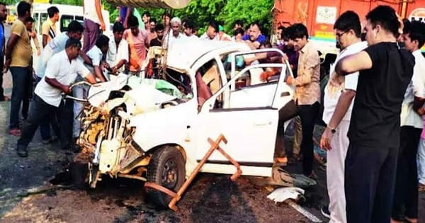 राजस्थान : जैसलमेर में पिकअप वैन से टकराई तेज रफ्तार कार, चार लोगों की मौत