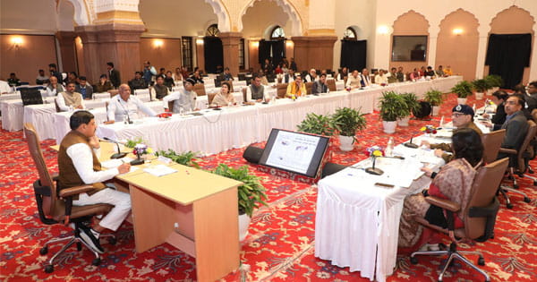 गंभीर अपराधों में बंद कैदियों को चिन्हित करें, संभागीय समीक्षा बैठक में CM डॉ. मोहन यादव ने दिए निर्देश