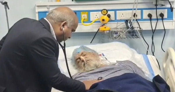 हरियाणा में चमत्कार! गड्ढे में फंसी एंबुलेंस... झटका लगते ही मृत आदमी की चलने लगी सांसें, जानें क्या है पूरा मामला