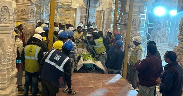 Ayodhya Ram Mandir : प्राण प्रतिष्ठा अनुष्ठान का तीसरा दिन, आज मंदिर के गर्भगृह में स्थापित होंगे रामलला