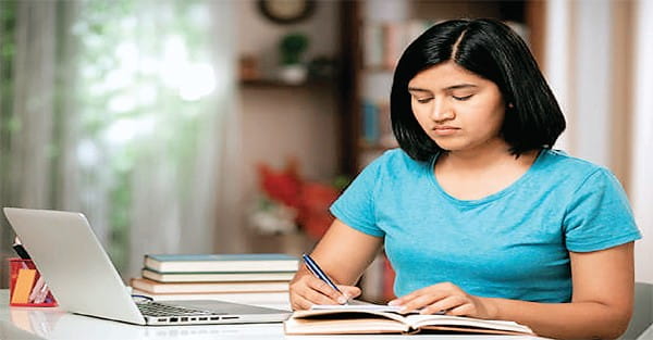 पढ़ा हुआ भूलना, बैक पेन होना स्ट्रेस की निशानी, नींद, डाइट, एक्सरसाइज के साथ लें हर घंटे में ब्रेक
