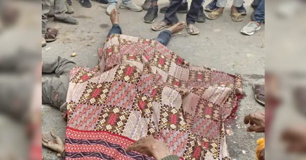 मुरैना में सड़क हादसा : जौरा में ससुर-दामाद को ट्रक ने कुचला, गुस्साए लोगों ने किया चक्काजाम