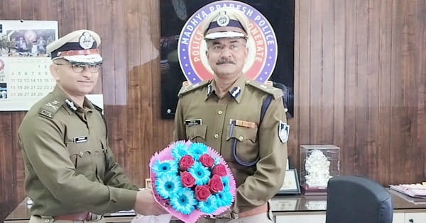 इंदौर के नए पुलिस कमिश्नर राकेश गुप्ता ने संभाला पदभार, बोले- कानून व्यवस्था हमारी सर्वोच्च प्राथमिकता रहेगी