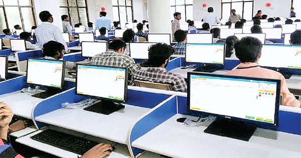 जेईई में स्कोर करने के लिए क्वेश्चन को ईगो पर न लें और एग्जाम टेम्परामेंट सही रखें