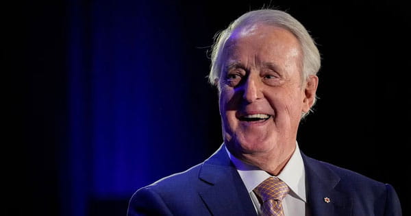 Brian Mulroney Dies : कनाडा के पूर्व प्रधानमंत्री ब्रायन मुलरोनी का निधन, 84 साल की उम्र में ली अंतिम सांस; बेटी ने सोशल मीडिया पर दी जानकारी