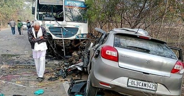 हरियाणा में भीषण सड़क हादसा : गाड़ी की स्टेपनी बदल रहे लोगों को कार ने रौंदा, 6 की मौत; 6 घायल