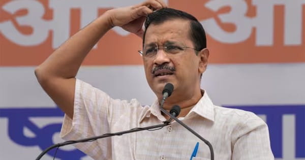अवमानना का नोटिस जारी, कहा- ऐसी हरकतों से अराजकता फैल सकती है