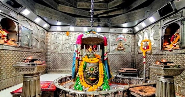 महाकाल मंदिर में रंगपंचमी पर रंग-गुलाल बैन, आग की घटना के बाद कलेक्टर ने जारी किया आदेश