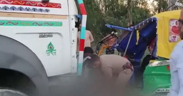 चित्रकूट में भीषण सड़क हादसा : तेज रफ्तार डंपर ने ऑटो को मारी टक्कर, 5 की मौत; 3 घायल, ओवरटेक के कारण हुआ हादसा