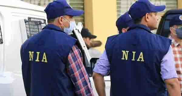 पश्चिम बंगाल में NIA की टीम पर हमला : मेदिनीपुर में TMC नेता के यहां जांच के दौरान भीड़ ने की पत्थरबाजी, भूपतिनगर बम ब्लास्ट से जुड़ा है मामला