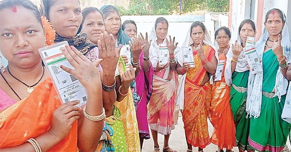मप्र की 6 सीटों पर 67 प्रतिशत वोटिंग
