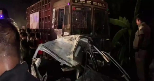 Kerala Road Accident : केरल के कन्नूर में बड़ा हादसा, कार और ट्रक के बीच भीषण भिड़ंत, एक बच्चे समेत 5 की मौत
