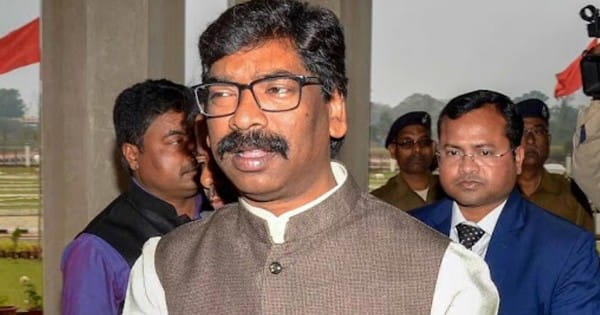 हेमंत सोरेन को झारखंड HC से झटका : ED की गिरफ्तारी को चुनौती देने वाली याचिका खारिज, चाचा के श्राद्धकर्म में शामिल होने की मिली इजाजत
