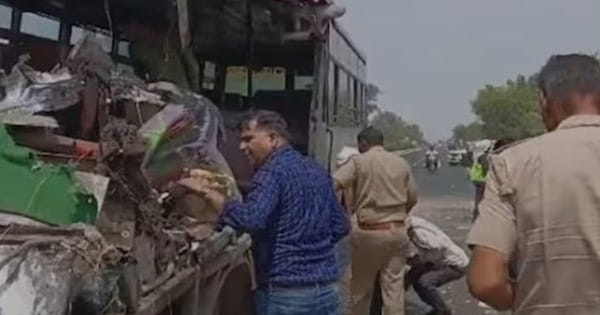 राजस्थान के भरतपुर में दर्दनाक हादसा : यूपी रोडवेज की बस आगे चल रहे ट्रेलर से टकराई, 4 महिलाओं की मौत